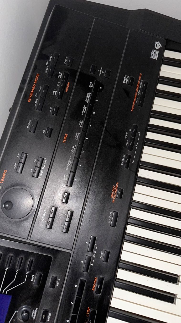 Roland Musikinstrumente: Keyboard Roland G-800 – Gebraucht aus Gelterkinden von  4