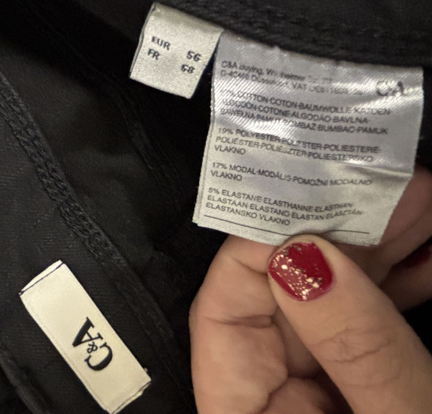 Hosen: C&A schwarze Jeans Hose lang – Gebraucht aus Buchs AG von SellAndBuyX 1