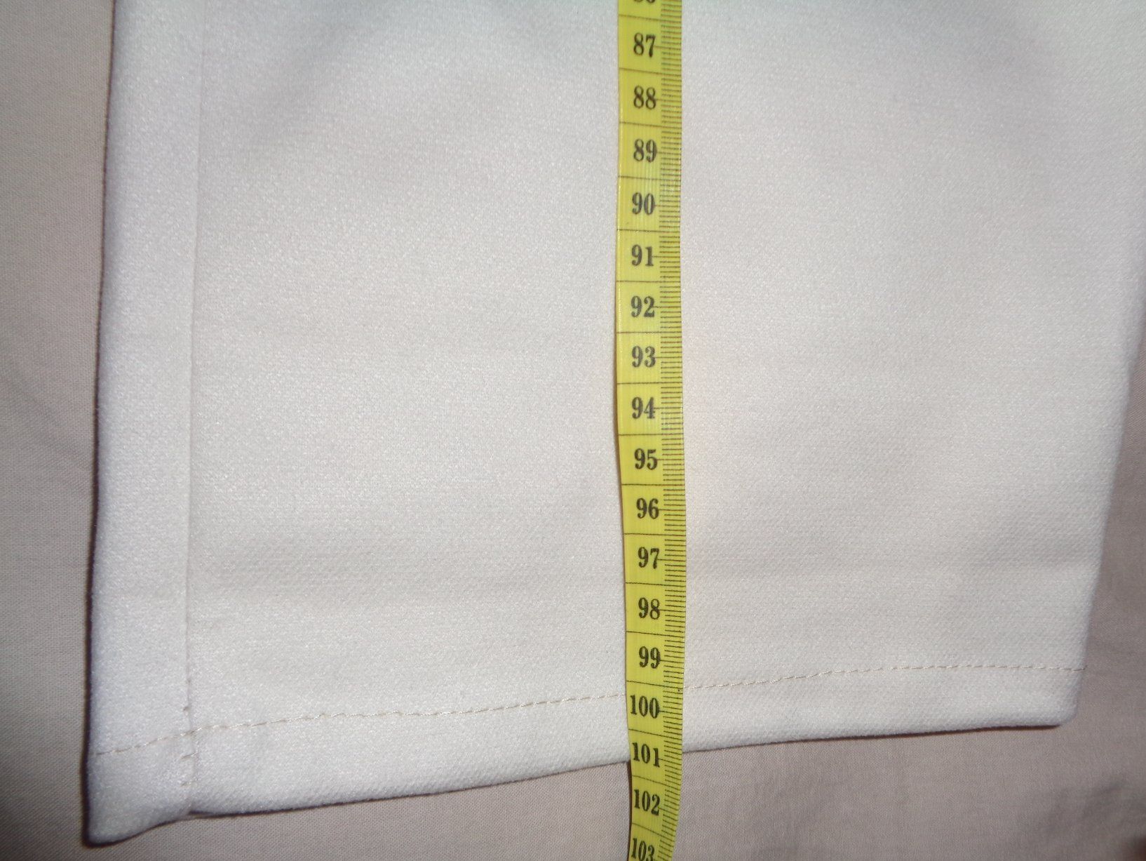Pantalons: Hose Damen, ital.Gr. – Neuf avec emballage d'origine à Tafers par kor_jf9w 7