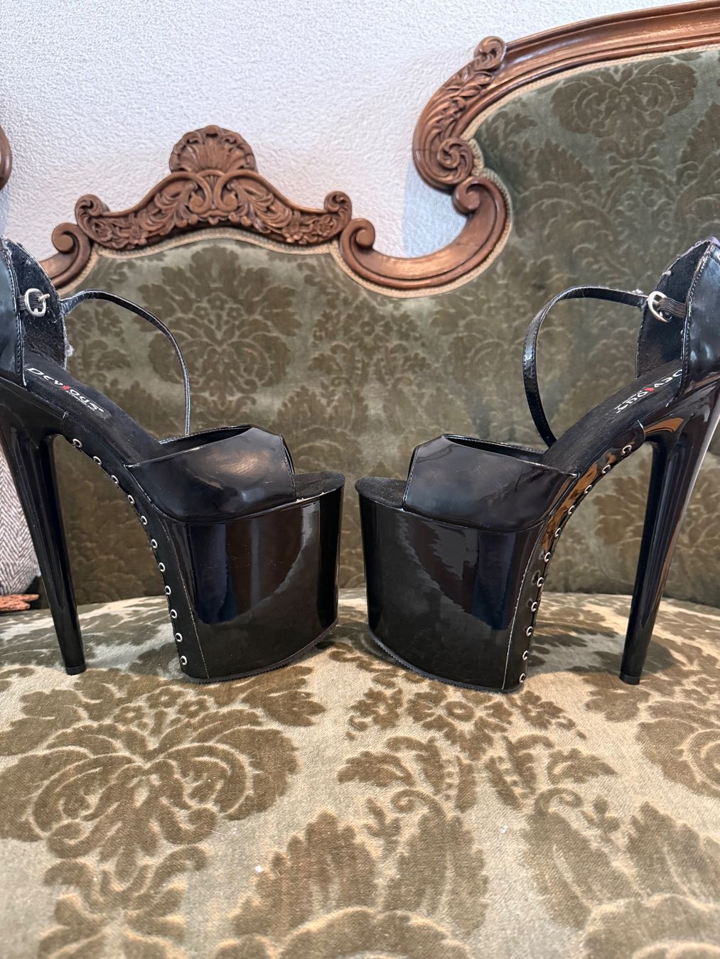 Scarpe da donna: Pompöse Sitz - Schuhe ( Devious) – Usato da Schaan venduto da chinchillali 2