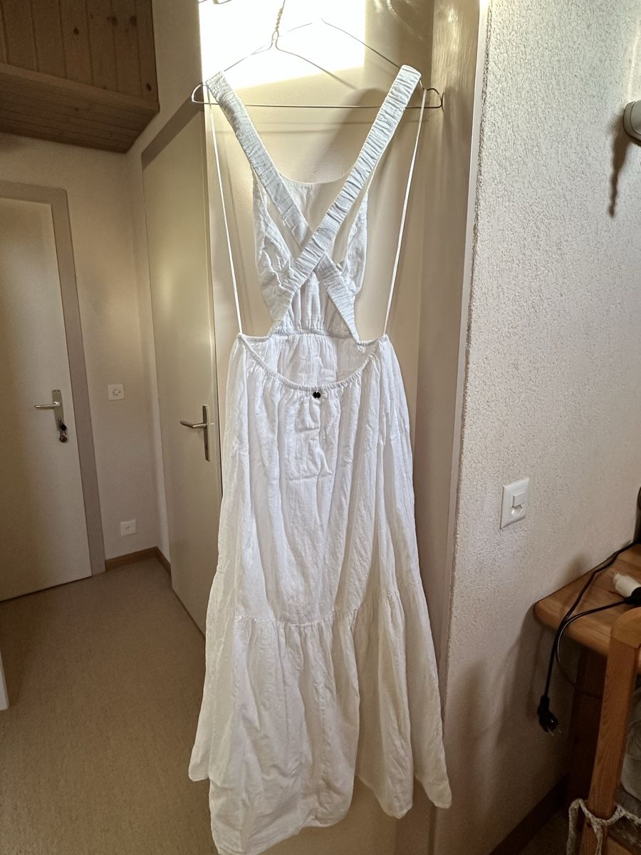 Vestiti: White Summer Dress - Light Cotton, Open Back, Size S – Usato da Sion venduto da Omnomberry- 1