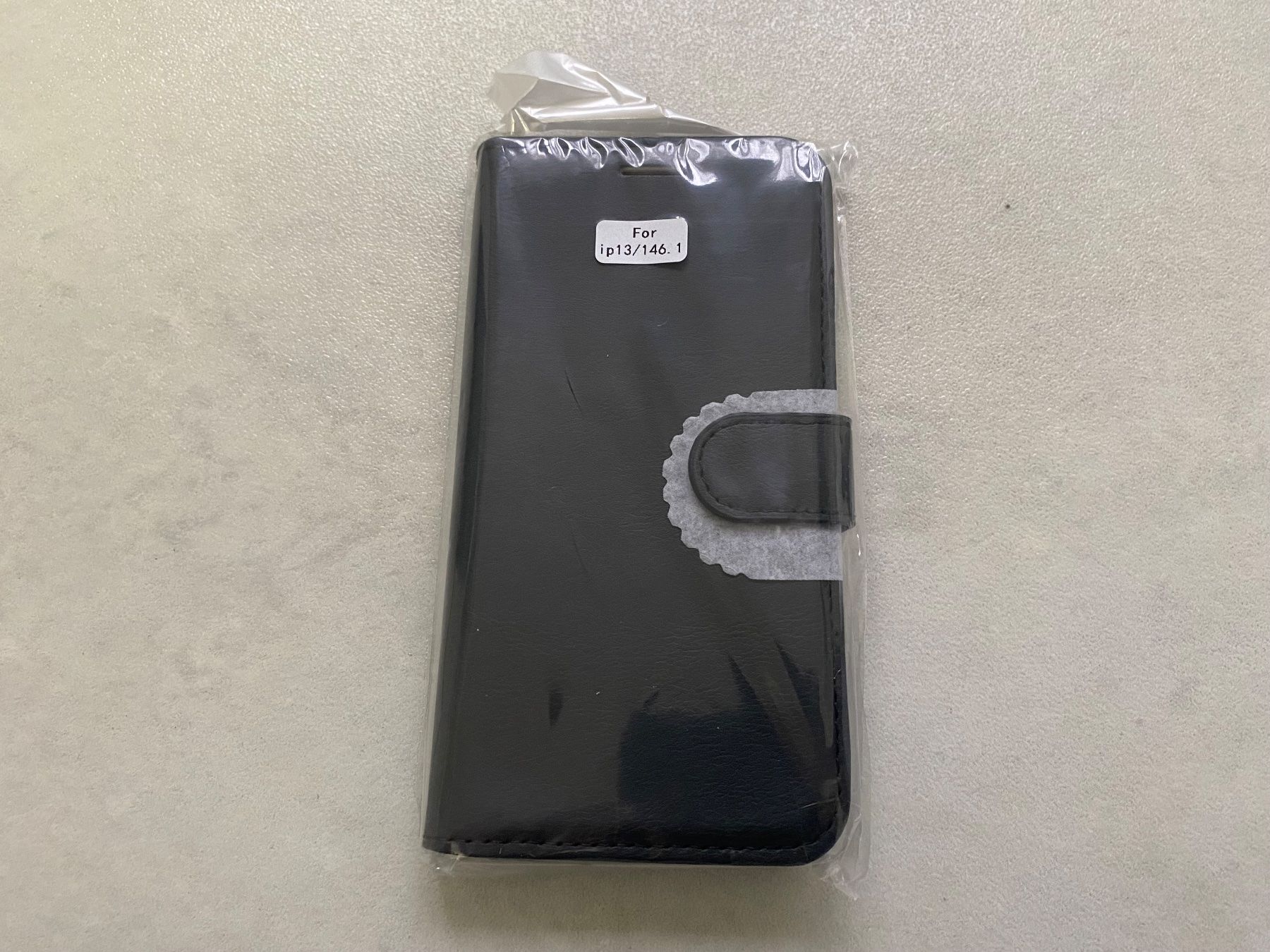 Cover & Protezioni schermo: Leder-Etui Hülle für Iphone 13  – Nuovo e nell'imballaggio originale da Spreitenbach venduto da Brockiland-Flohmarkt 4
