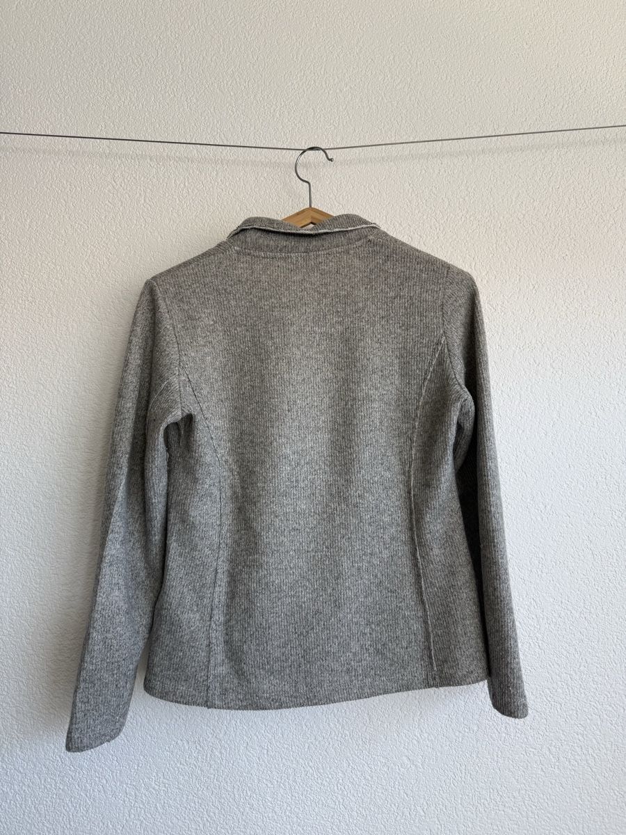 Tom Tailor Giacche: graue Strickjacke von Tom Tailor Gr. M – Usato da Huttwil venduto da mandala123 1