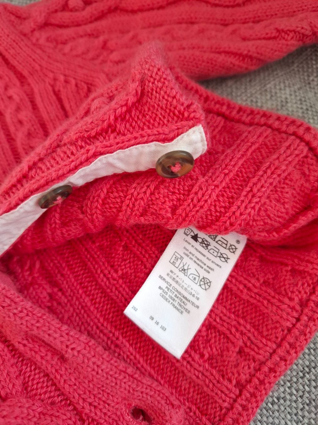 Petit Bateau Giacche & Cappotti: Petit Bateau, Baby Strickjacke, 3 Mon. – Usato da Dornach venduto da shoe-lina 2
