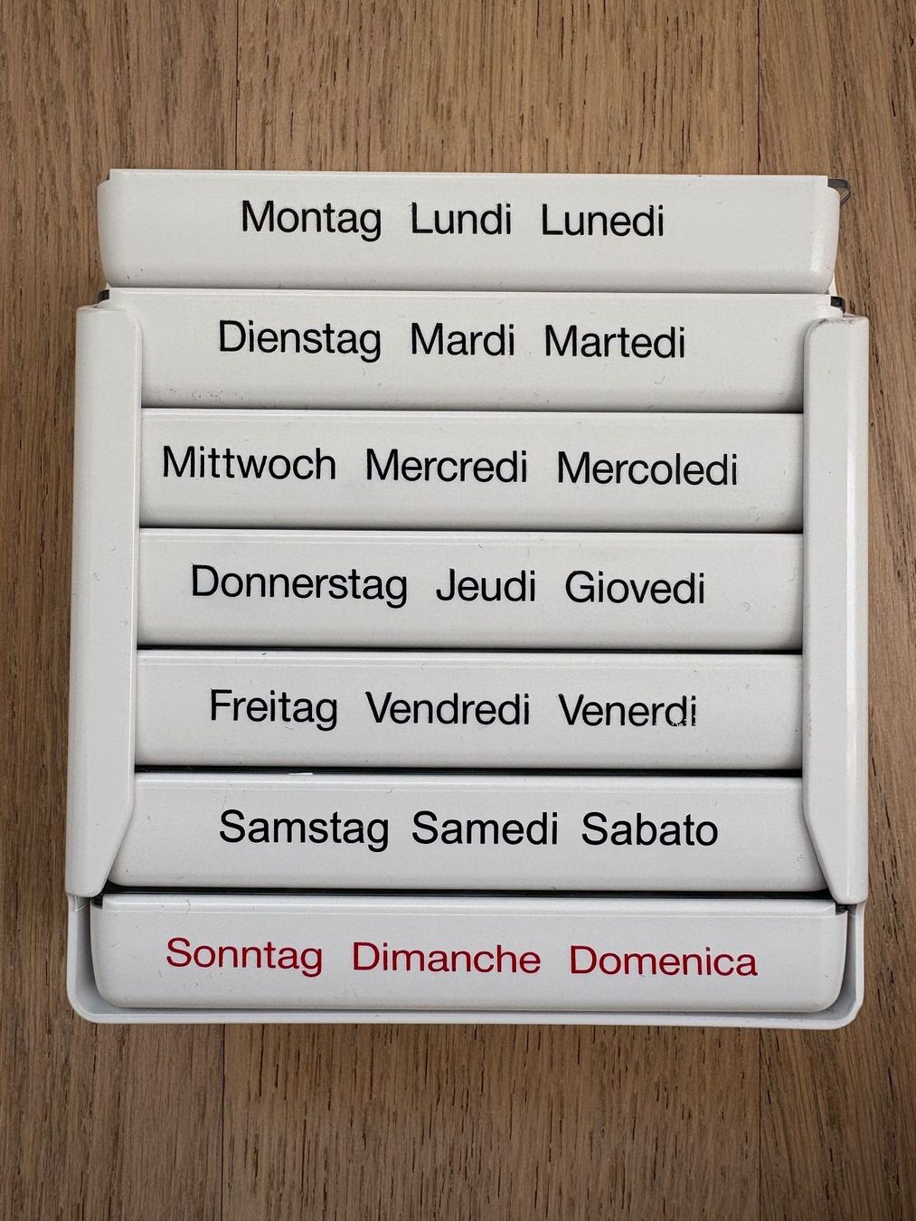 Contenitori & Simili: Tablettenbox, Wochenorganizer für Tabletten – Usato da Gossau SG venduto da Black-Queen