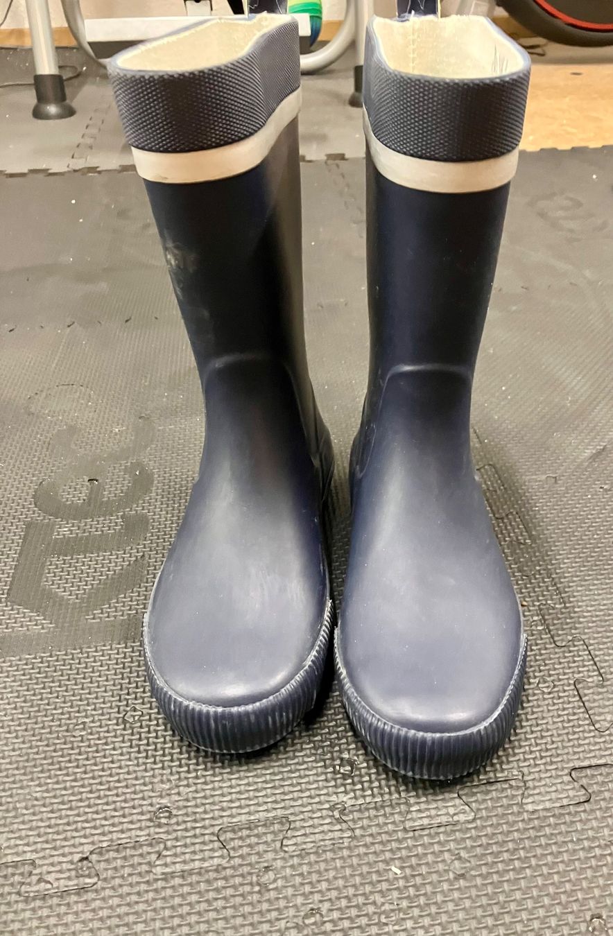 Scarpe da uomo: Gummistiefel 34/35 – Nuovo (secondo la descrizione) da Zürich venduto da the_2lsz 2