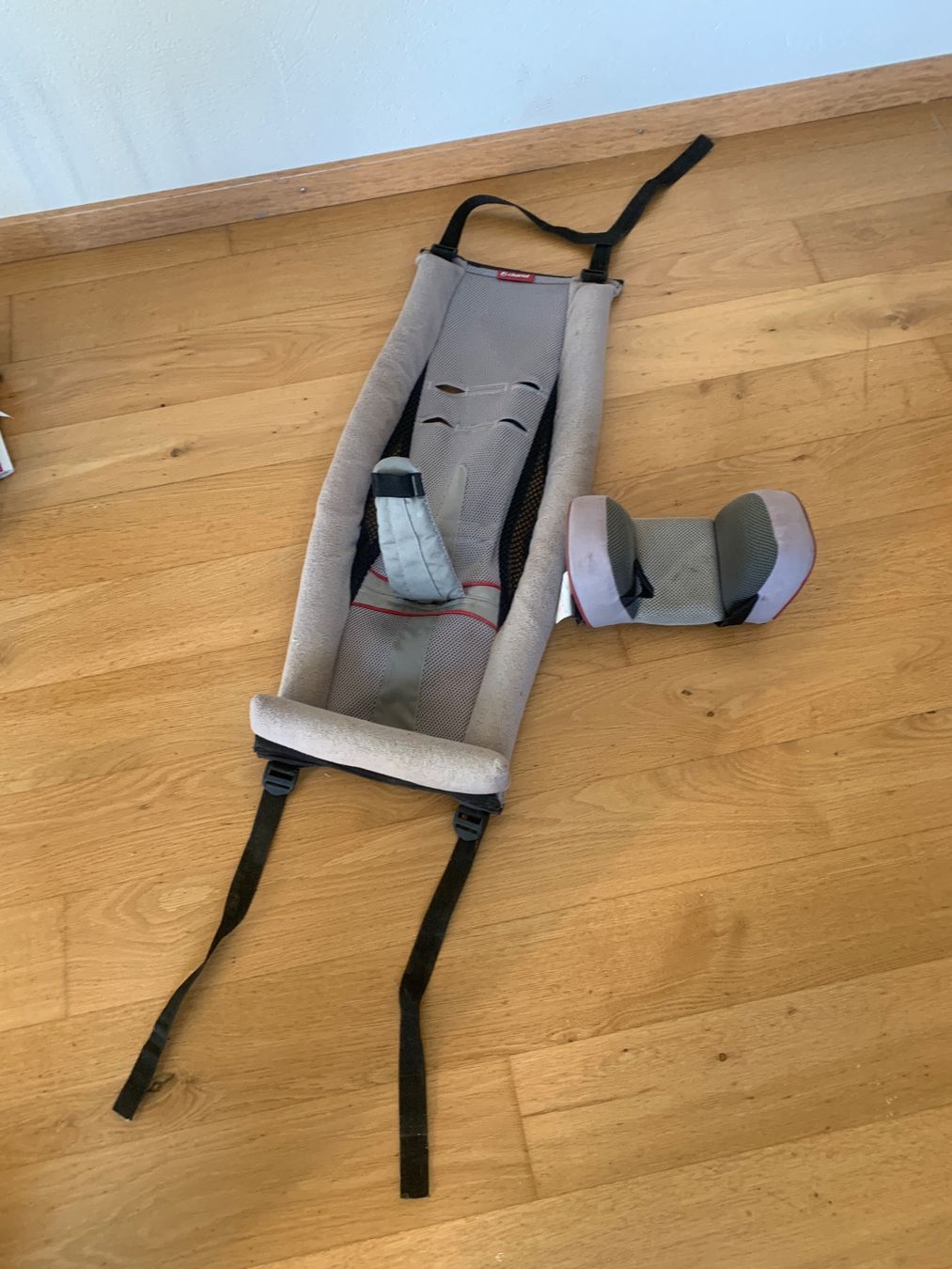 Thule Rimorchi: Thule Chariot Babyhängematte – Usato da Wildegg venduto da Elefant42 1