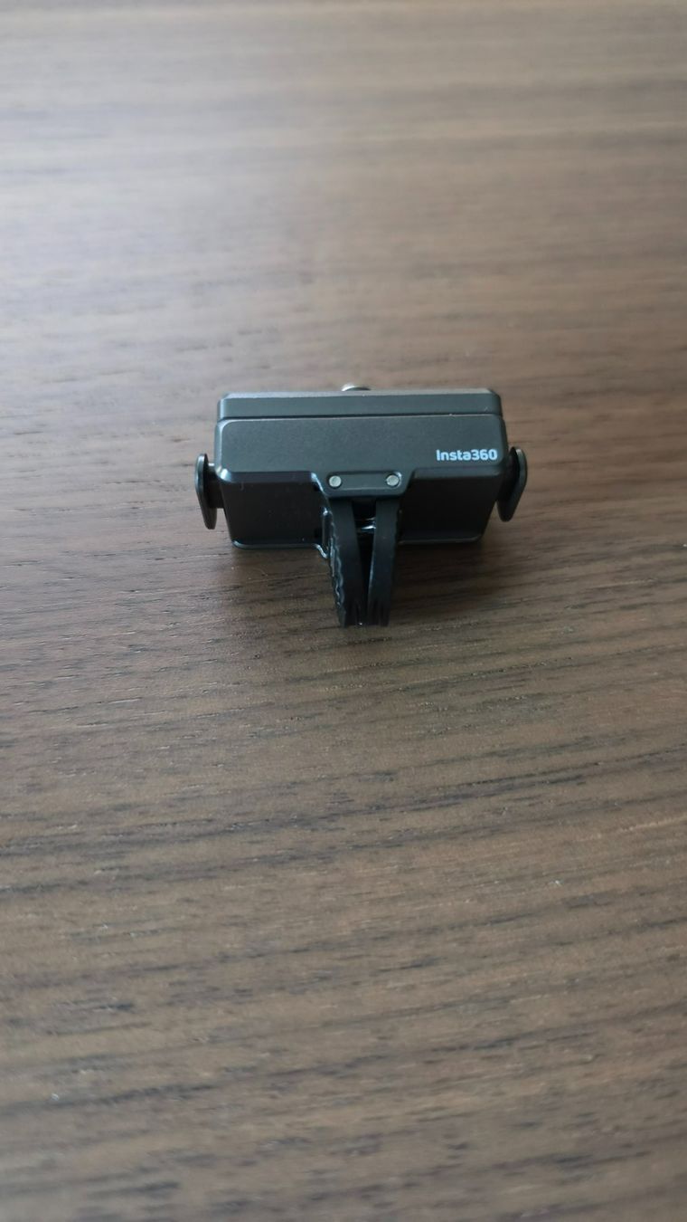 Insta360 Treppiedi & Teste: Original Insta360 X5 Quick Release Mount – Usato da Wil SG venduto da Silvan225 1
