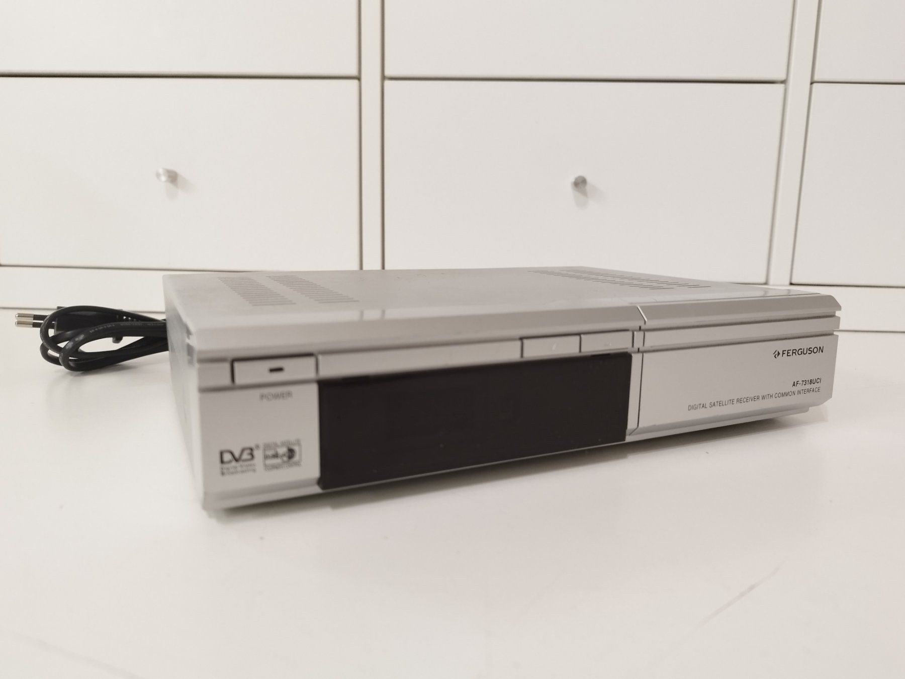 Ricevitori: Digital Satellite Receiver with common Interface "FERGUSON" – Usato da Uster venduto da NEVERLASTTRADING