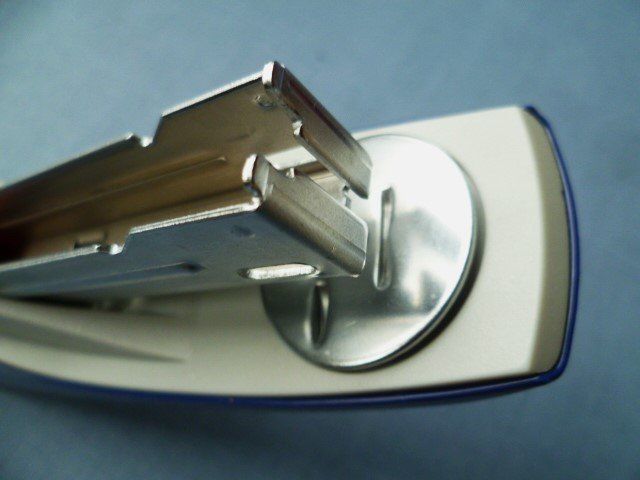 Leitz Macchine rilegatrici: LEITZ Metall - Heftgerät 5502-NEXXT – Nuovo (secondo la descrizione) da Effretikon venduto da Heimstudio 1