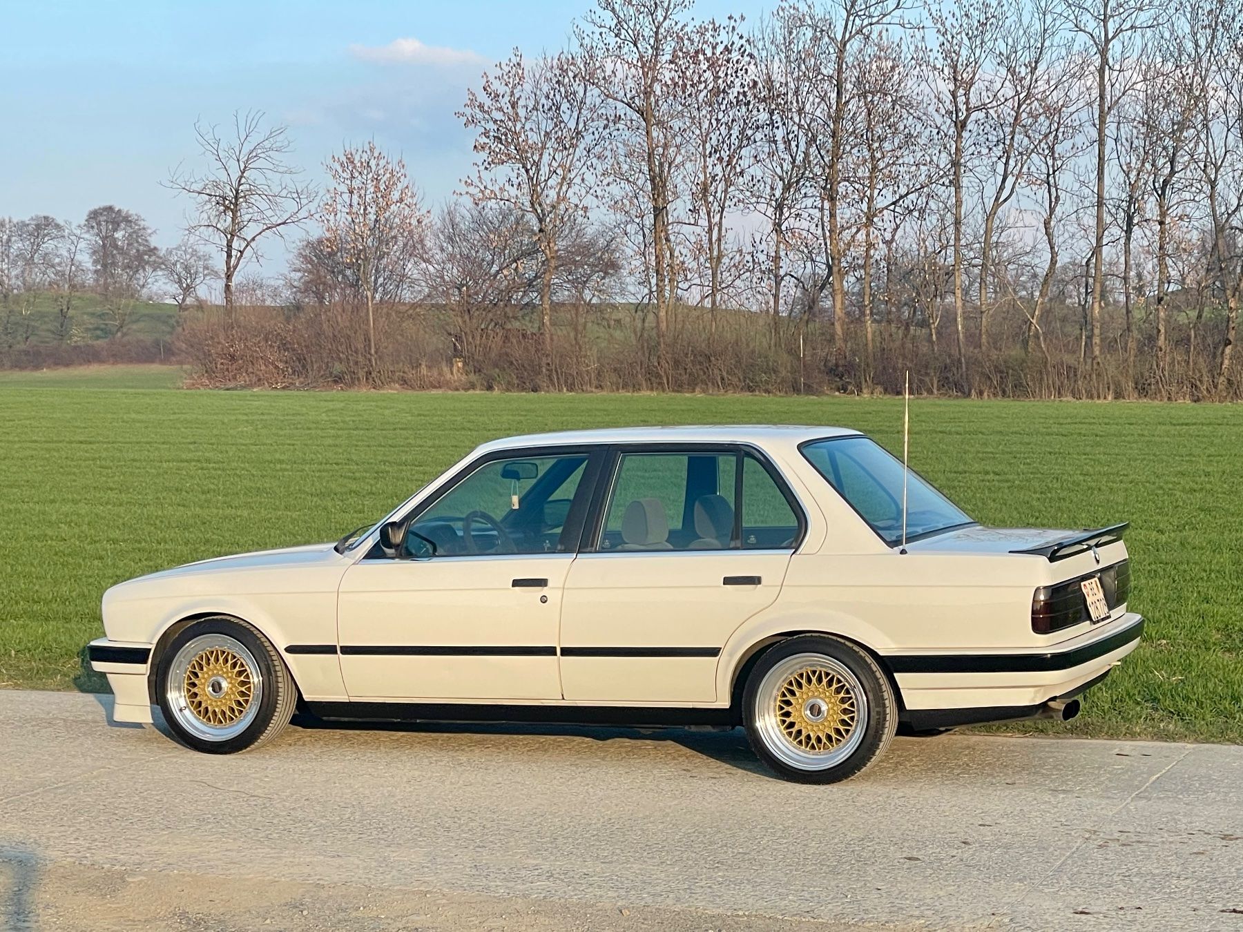 BMW Automobili: BMW E30 1989 128tkm – Usato da Belp venduto da Detailfreak 3