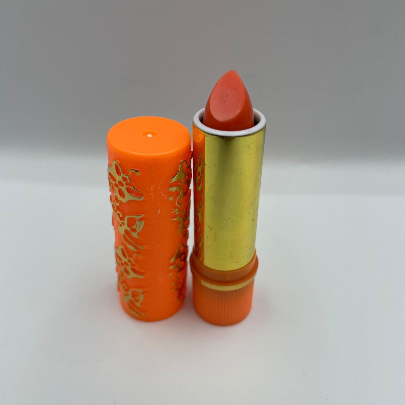 Maquillage: Magischer Lippenstift Orange 24h – D'occasion à Schlieren par arg_ns9v 1