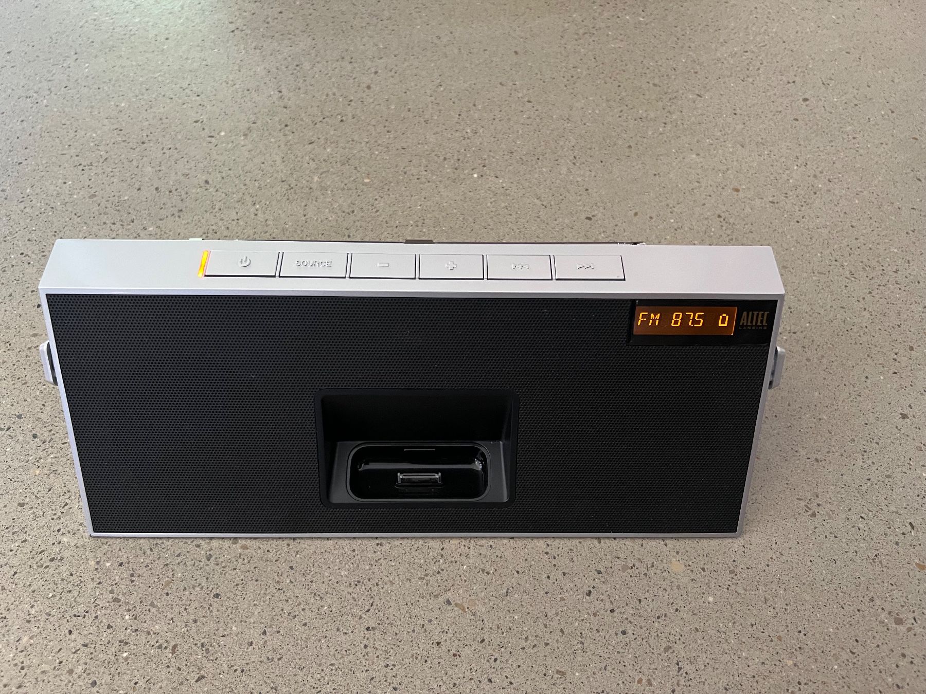 Systèmes audio & multimédias: Altec Lansing inMotion Classic iMT620 – D'occasion à Beinwil am See par isole 1