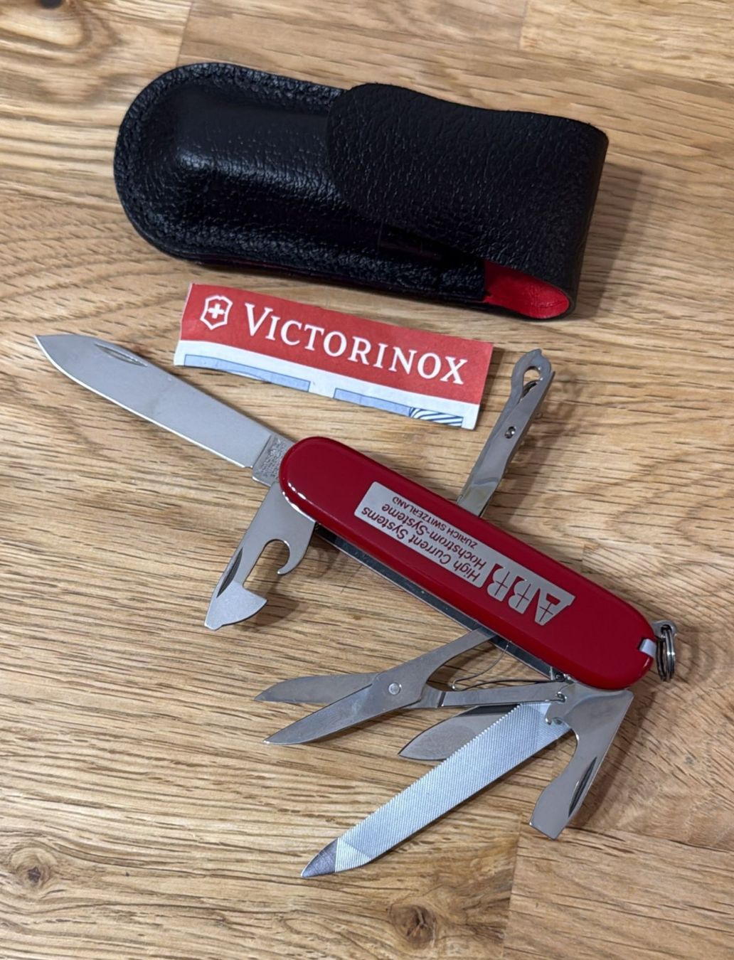 Victorinox Coltelli tascabile: VICTORINOX TASCHENMESSER ABB MIT ETUI – Nuovo (secondo la descrizione) da Zürich venduto da Frei-Occasionen 6