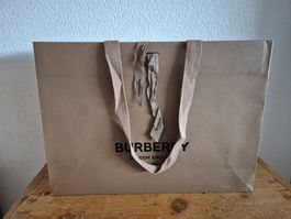 Papiertasche Burberry 30 x 41 cm Einkaufstasche Tüte braun