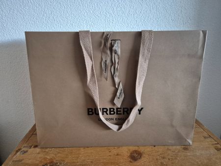 Papiertasche Burberry 30 x 41 cm Einkaufstasche Tüte braun