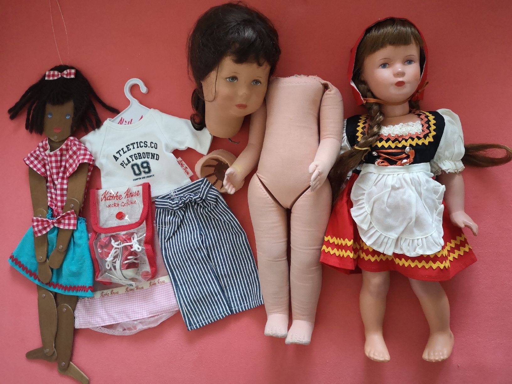 Käthe Kruse Bambole: KÄTHE KRUSE PUPPEN LOT – Usato da MUEHLEBERG venduto da Cocolinette