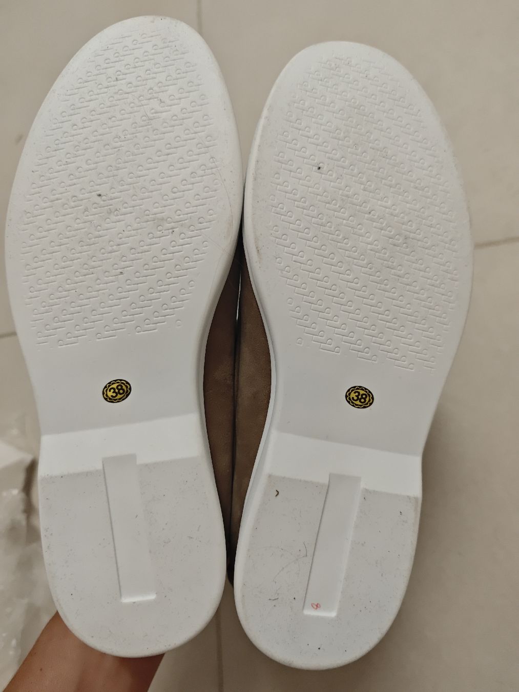 Scarpe da uomo: Schnürschuhe beige Grösse 38 neu – Nuovo (secondo la descrizione) da Niederrohrdorf venduto da TK8700 3