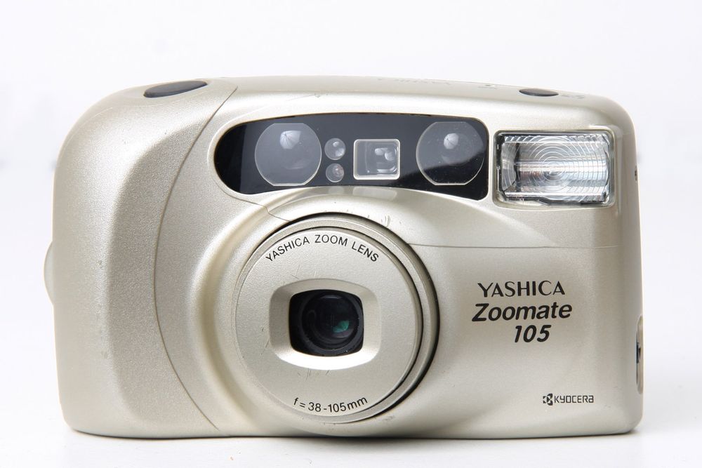 Appareil photo Yashica Zoomate 105 : objectif zoom 38-105 mm, étui
