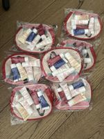 Lot Ensemble 7 trousses beauté Clarins avec miniatures, neuf