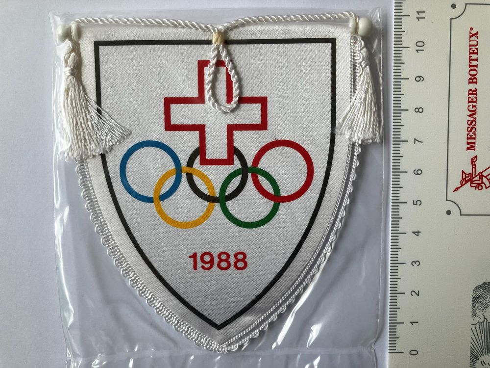Vintage Fanion/Wimpel FC GLAND (Neuf avec emballage d'origine) à Gland