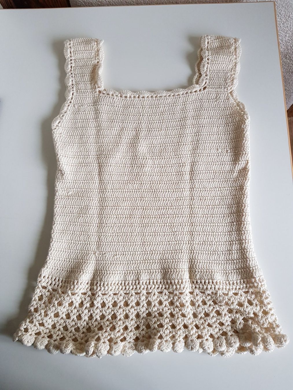 Top: Top ärmellos selbstgestrickt Grösse S – Usato da Wald ZH venduto da Grappe 1