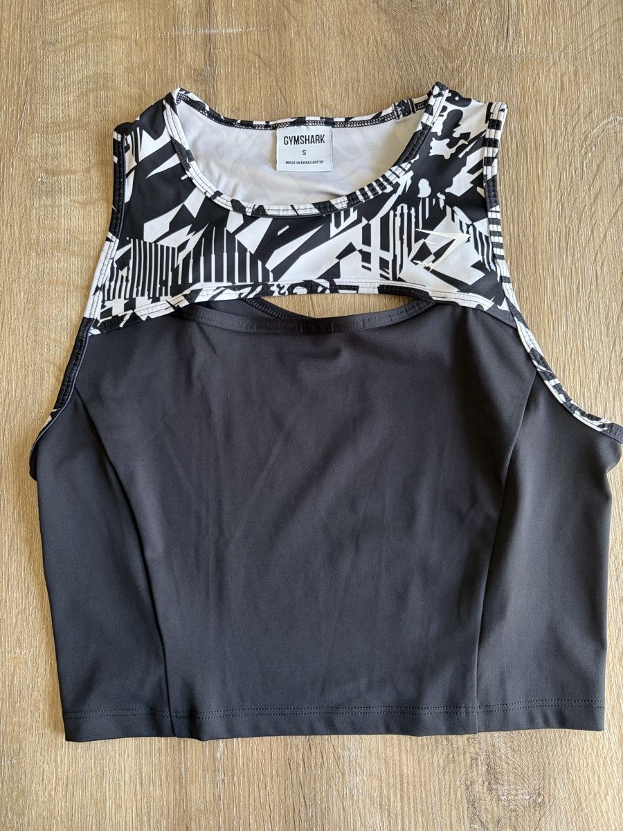 Gymshark Tops: Top Gymshark taille S – Neuf (Voir description) à Dully par CELINE.D11