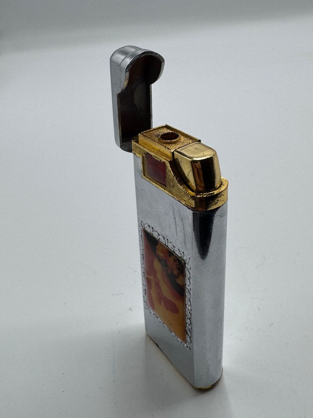 Briquets: Feuerzeug , Gas – D'occasion à Sachseln par BONATI01 1