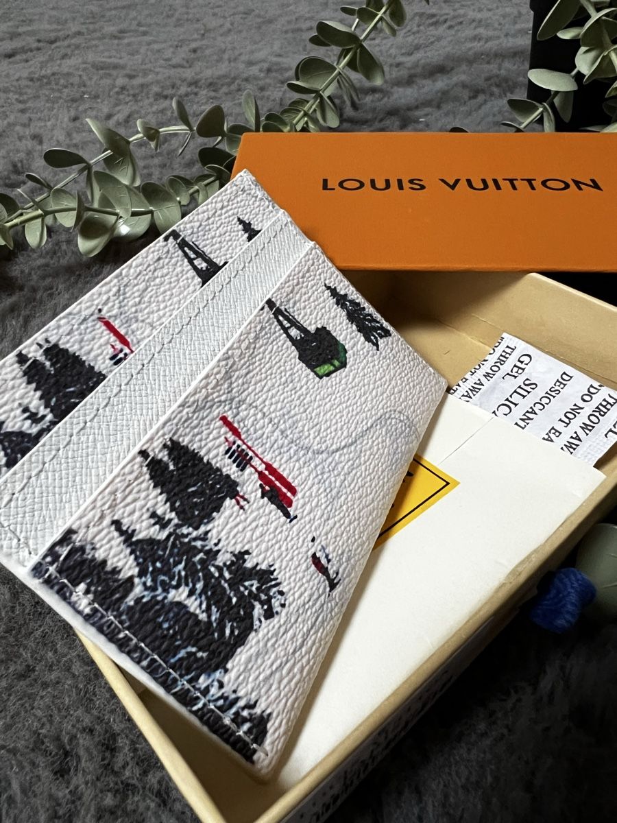 Louis Vuitton Portafogli: LV monogram Cardholder - white – Nuovo (secondo la descrizione) da Appenzell Steinegg venduto da cla_d6yb 1