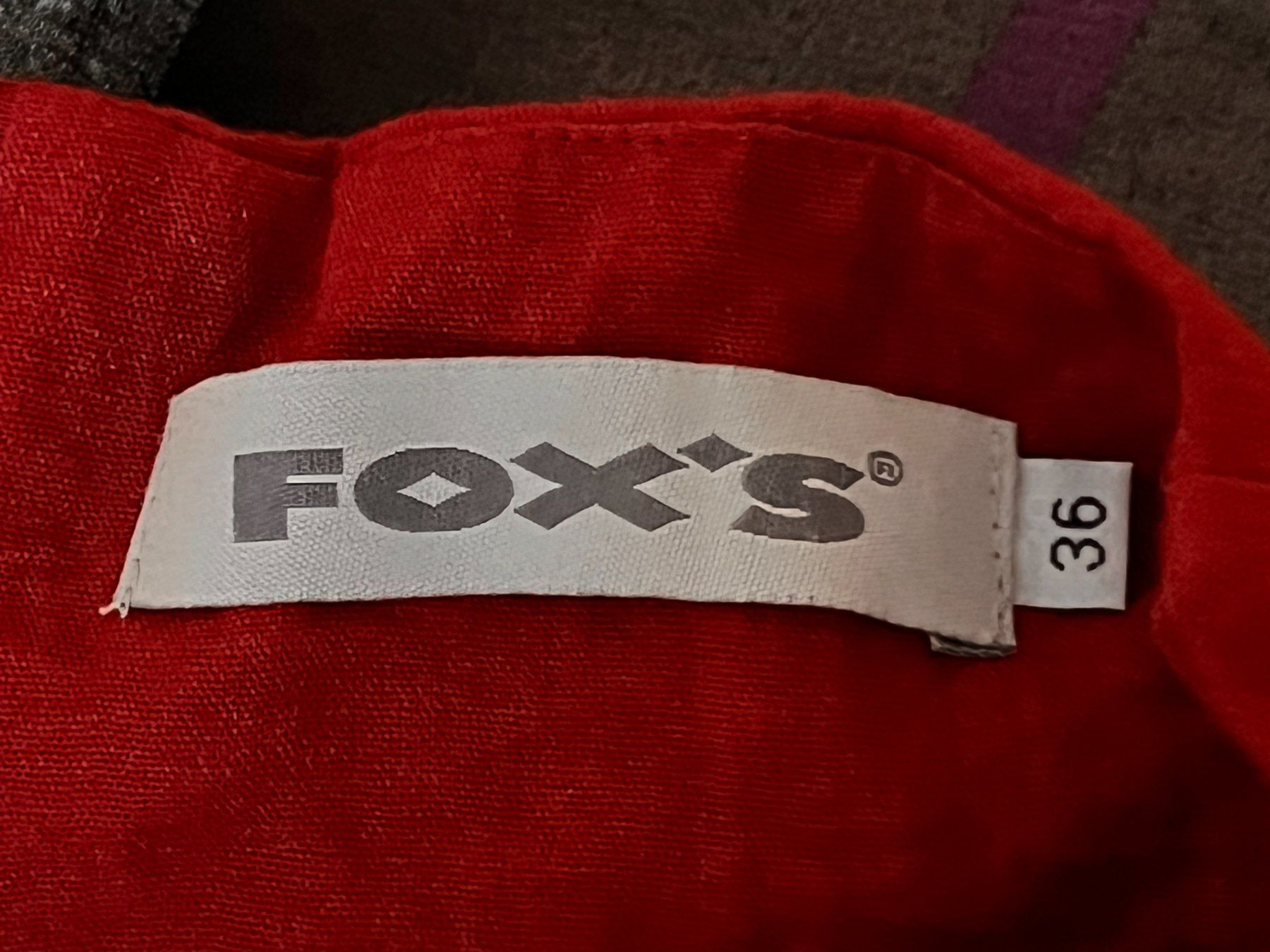 Fox Vestiti: Rotes, ärmelloses Kleid Grösse 36 – Usato da Langendorf venduto da ber_t8vc 4