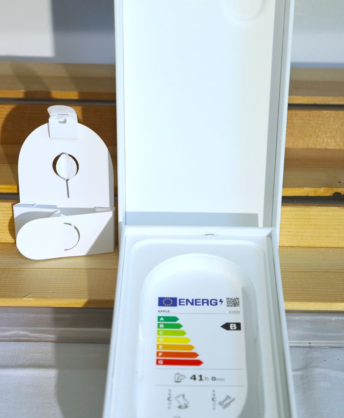 Apple Handys / Smartphones: OVP VON APPEL iPhone16 – Gebraucht aus Ipsach von Merlux 1
