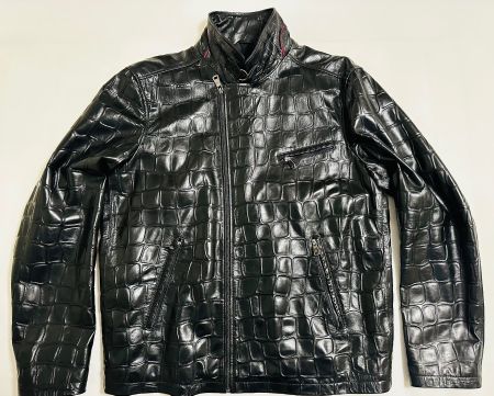 Neue ungetragene Lederjacke mit Krokoprint, Größe 56