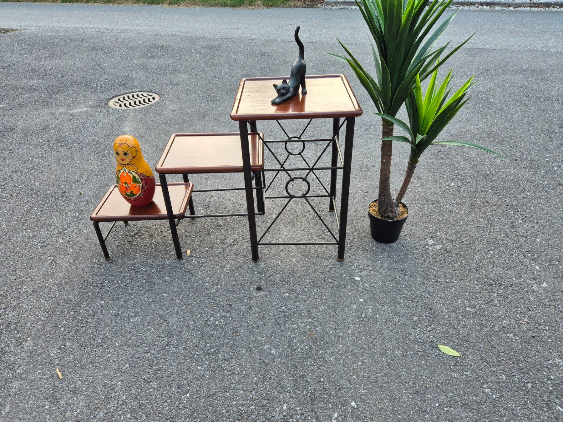 Tische: Étagère,  table basse encastrable – Gebraucht aus Fully von tameab