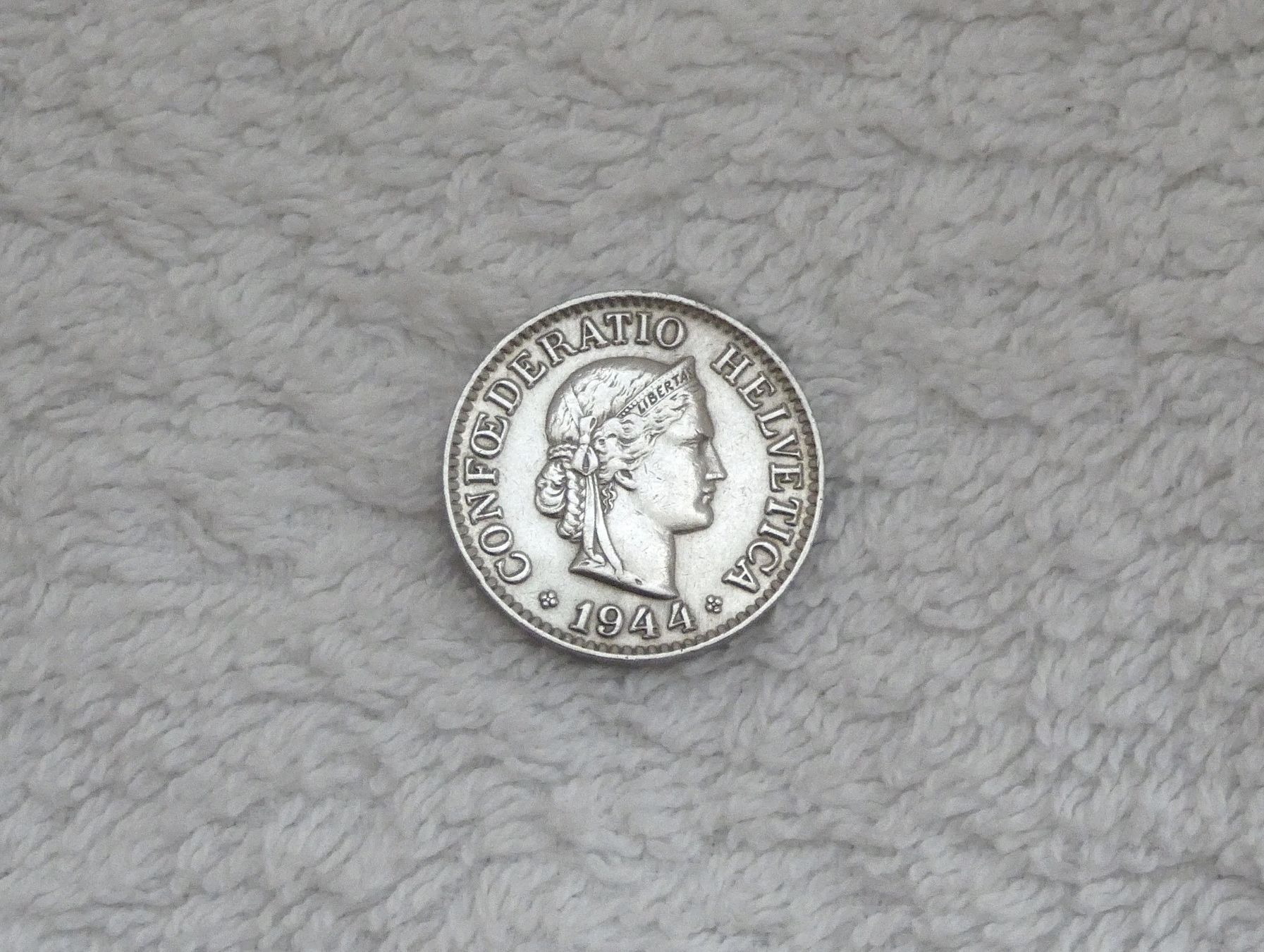 Tutti le monete: 10 centimes/rappen 1944 – Usato da Nyon venduto da Ilmi09