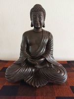 Bouddha en résine en parfait état