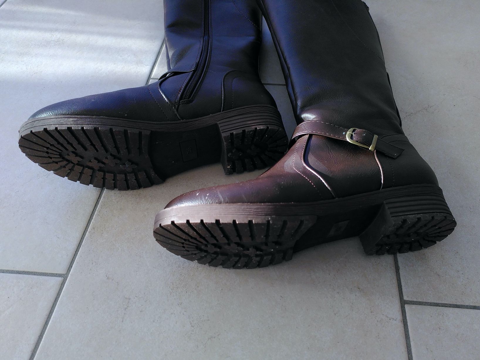 Scarpe da donna: Dark Brown Boots - 40/41 size – Nuovo (secondo la descrizione) da Brugg AG venduto da olamim 2