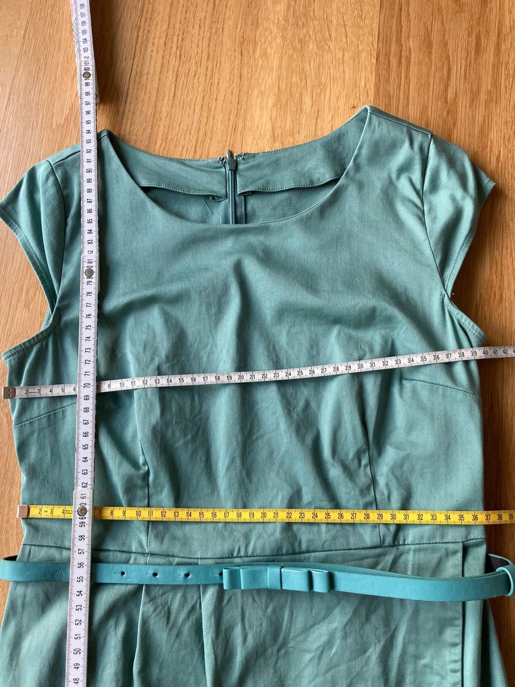 Vestiti: Sommer Kleid jade/grün Gr.36 Baumwolle – Usato da Stallikon venduto da dotka07 1