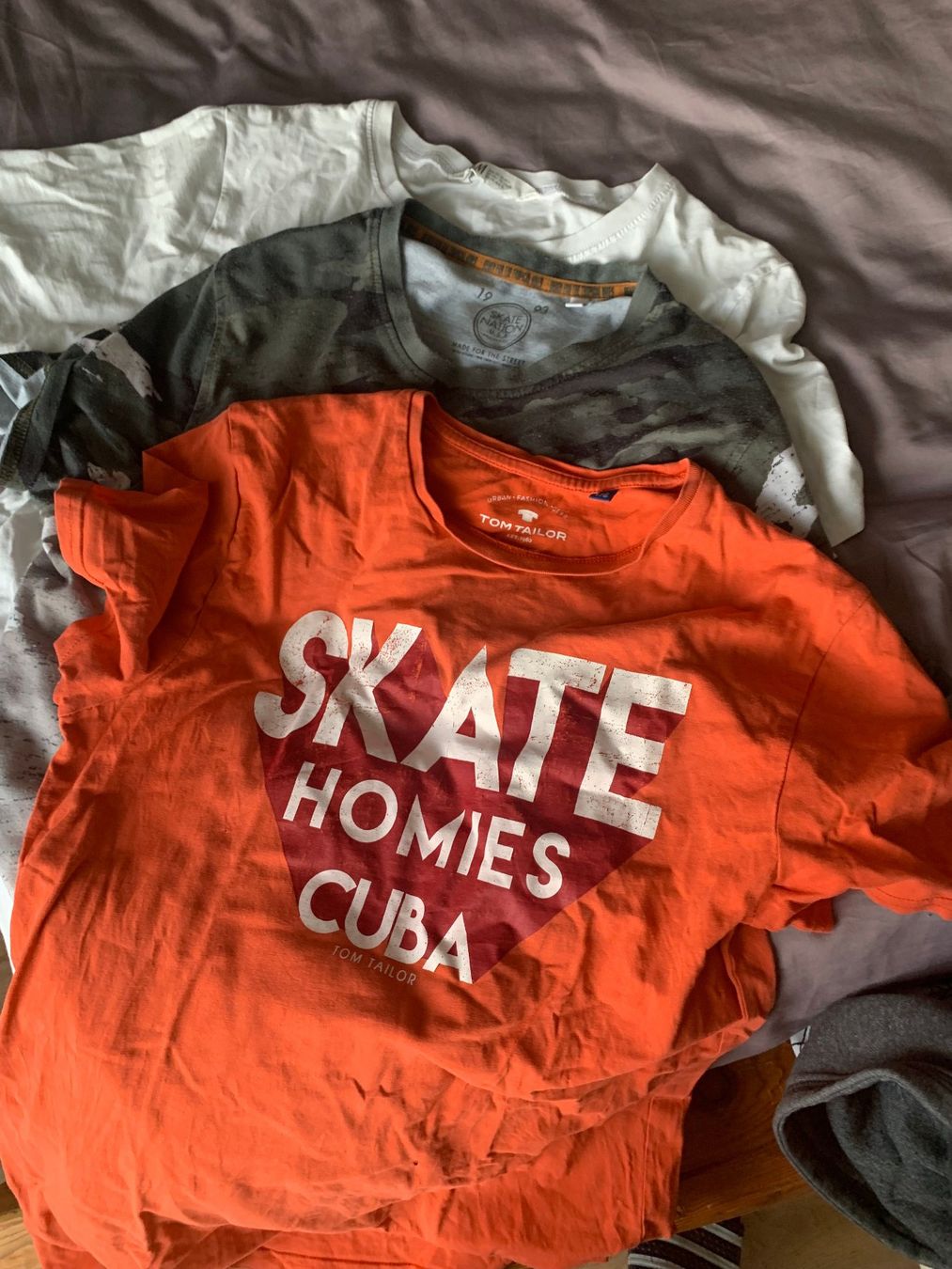 Camicie, T-shirt & Polo: T-Shirts 3er-Set (Grösse 170) – Usato da Hüntwangen venduto da PapaBob 1
