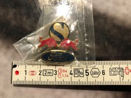 Sauber - Ford Pin/Anstecker mit Red Bull Logo, Formel 1