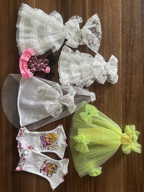 Bambole: 17 Barbie mit vielen Kleider – Usato da Biel/Bienne venduto da Priska_Maurer 3