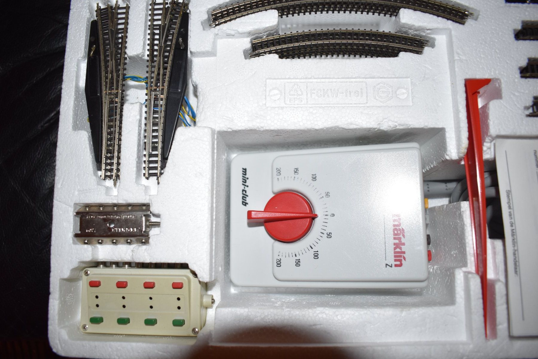 Märklin Modelleisenbahnen: Märklin Z Coffret de démarrage 81780 – Gebraucht aus Le Locle von skycomputer 4