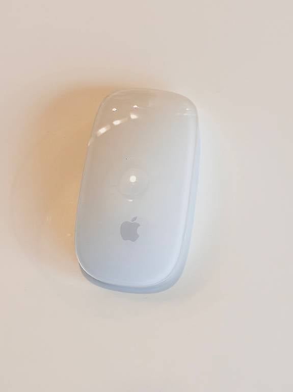 Maus: Souris Apple Magic Mouse 2 A1657 blanche – Gebraucht aus Lausanne von kiom28
