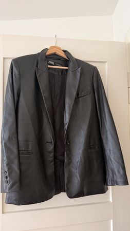 Lederblazer von Zara