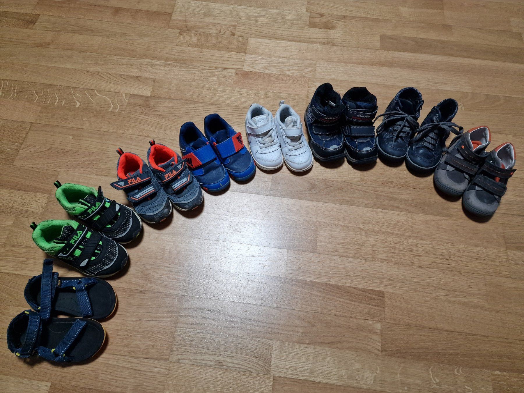 Schuhe für Jungen: Jungen Schuhe 8x, Gr. 24-27. – Gebraucht aus Würenlingen von zezy 1