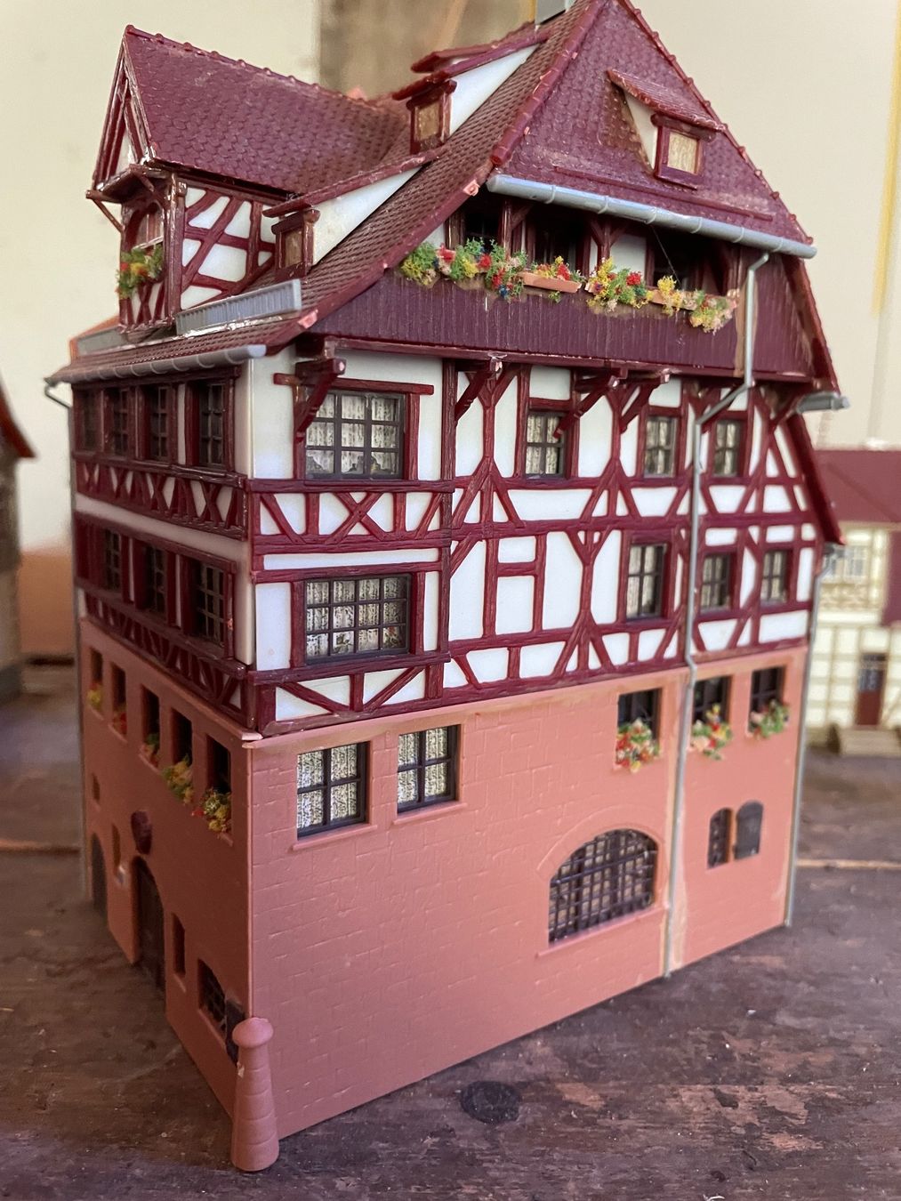 Trains électriques: Modelleisenbahn Gebäude Set, 9 Häuser – D'occasion à Gais par urbuc 5