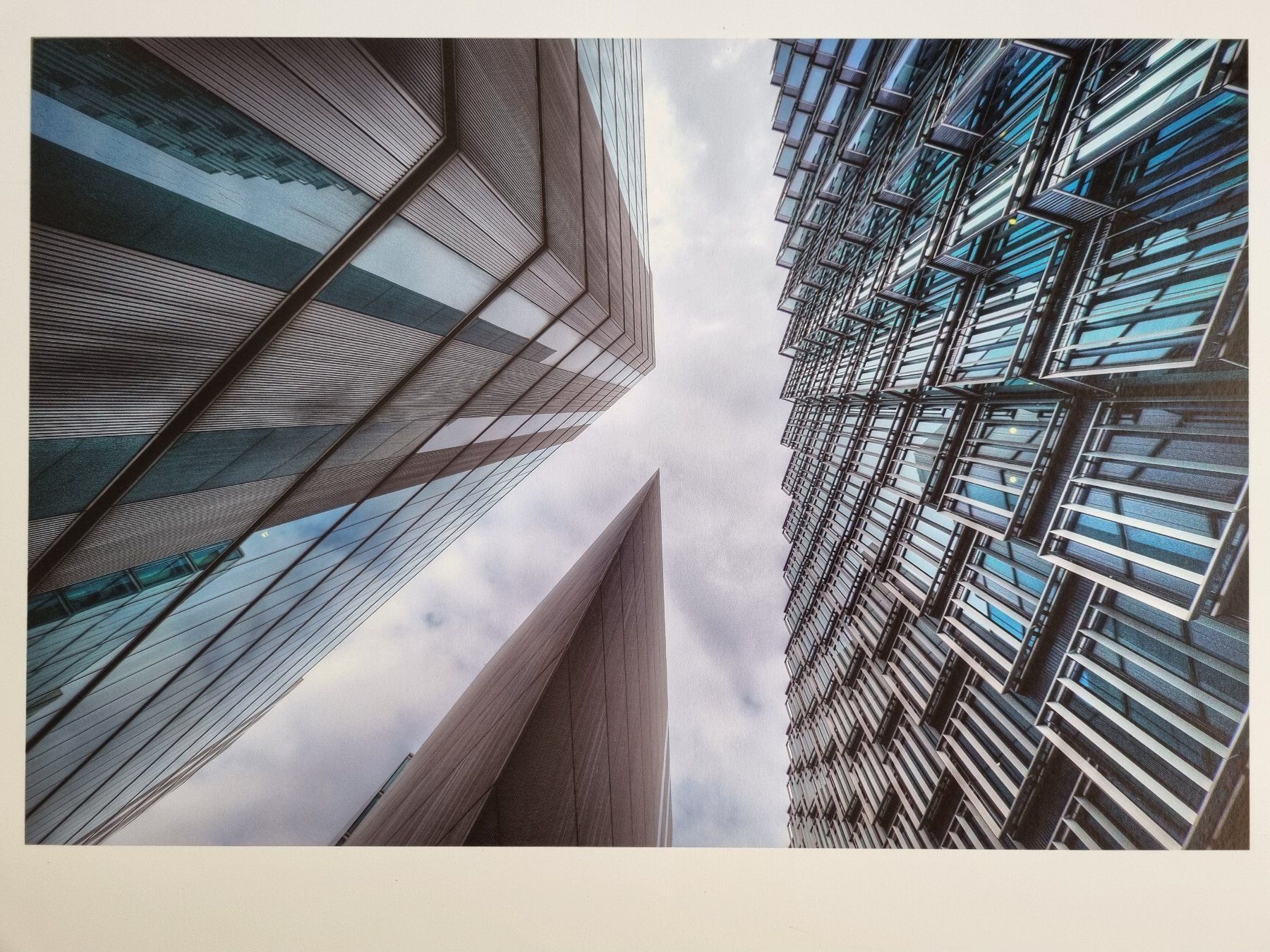 Poster & Bilder: Originales Architekturbild, einmalige Perspektive. Lambda C5 – Gebraucht aus Opfikon von Diversamente 1
