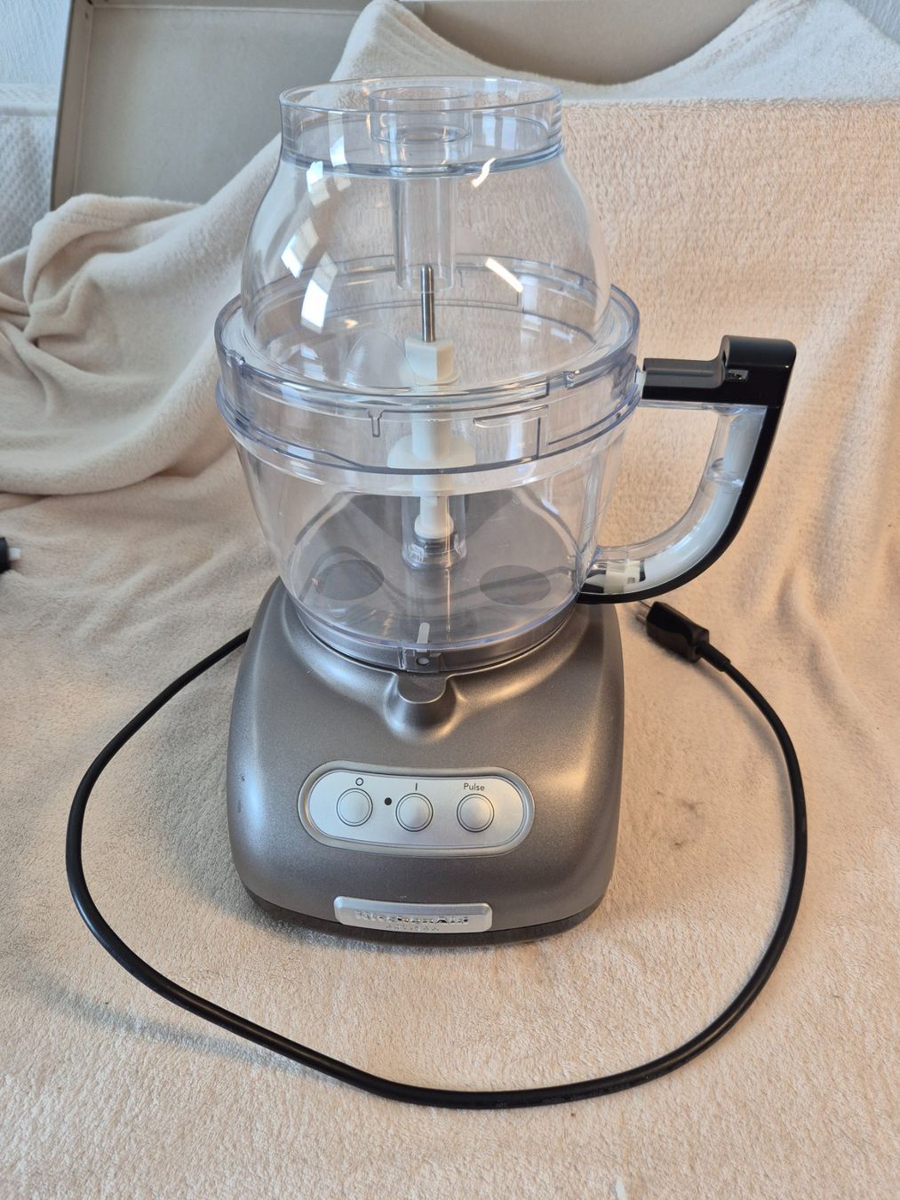 Kitchenaid Elettrodomestici da cucina: KitchenAid Artisan – Usato da Lausanne venduto da Assiralc7509