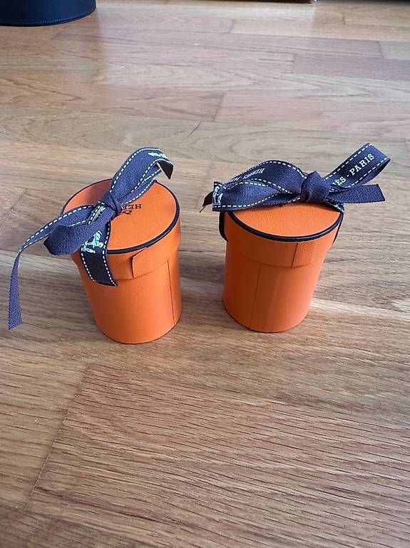 Foulards, Tücher & Schals: Hermès 2 Twilly Brides de Gala Shadow NEU mit Box – Neu und originalverpackt aus Basel von Ste_j5qf 2
