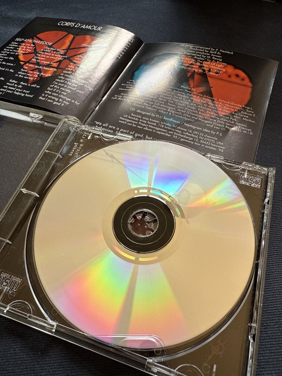 CDs: Project Pitchfork - Corps D'Amour - CD – Gebraucht aus Zürich von thomashahn 2