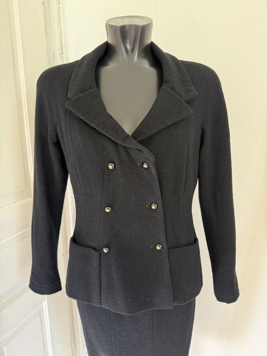 Chanel Giacche: CHANEL Jacket boucle black fr42 - great condition – Nuovo (secondo la descrizione) da Baden venduto da agora_newgeneration 5